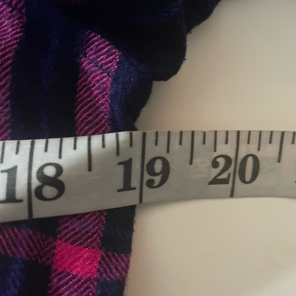 Rails Shirt Women’s Medium Blue Pink Plaid Flannel Long Sleeves Button Up - Picture 7 of 9